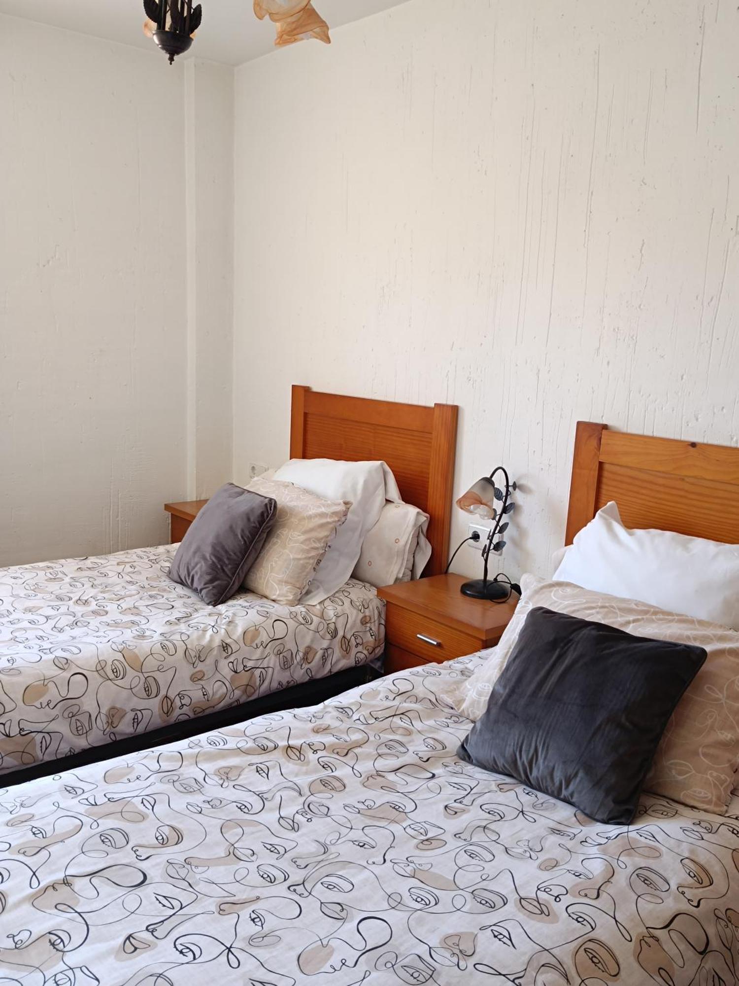 ויאלבה דה לה סיירה Apartamentos La Sierra מראה חיצוני תמונה